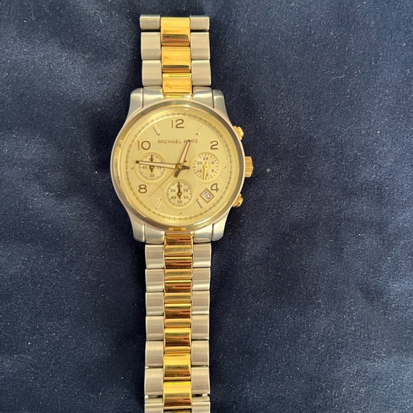 Michael Kors women’s watch - Picture 1 of 8